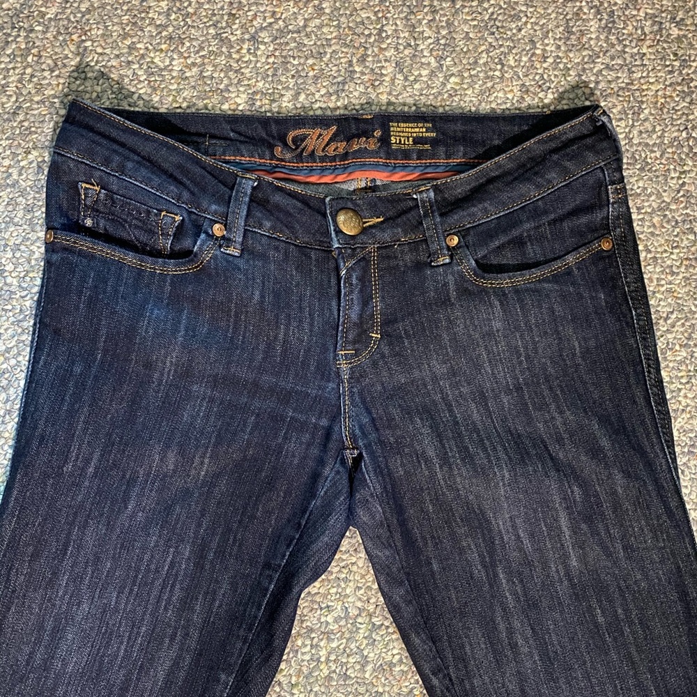 Mavi jeans size 28 EUC low rise
